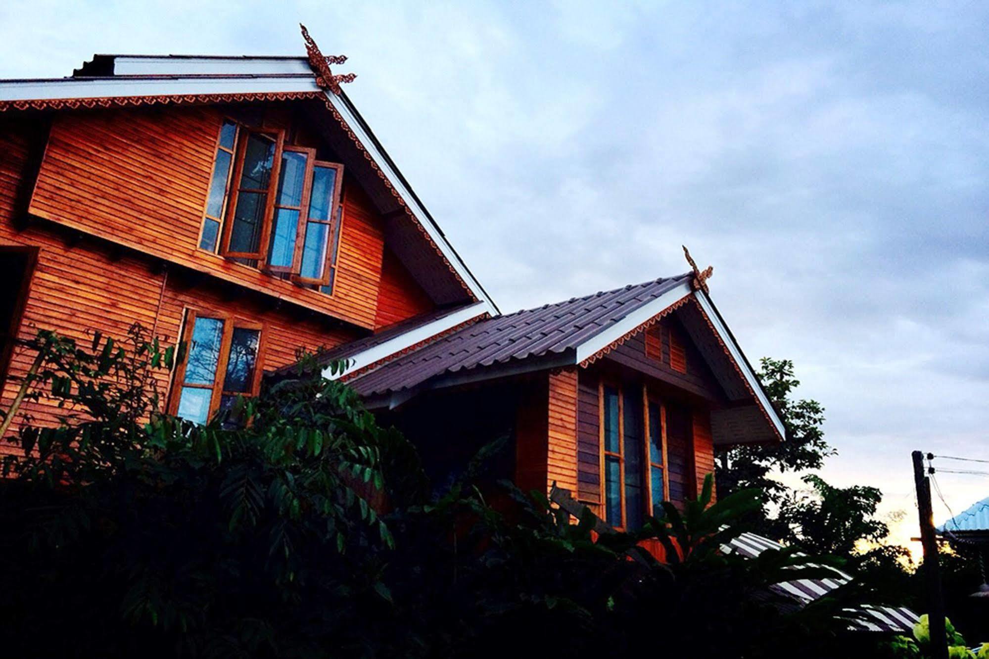 Phuphiangkhiangfah Resort Нан Екстериор снимка